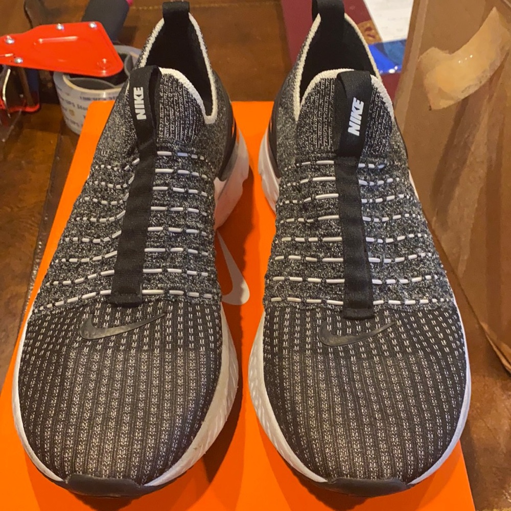 Near new - worn twice Nike FlyKnit slip on